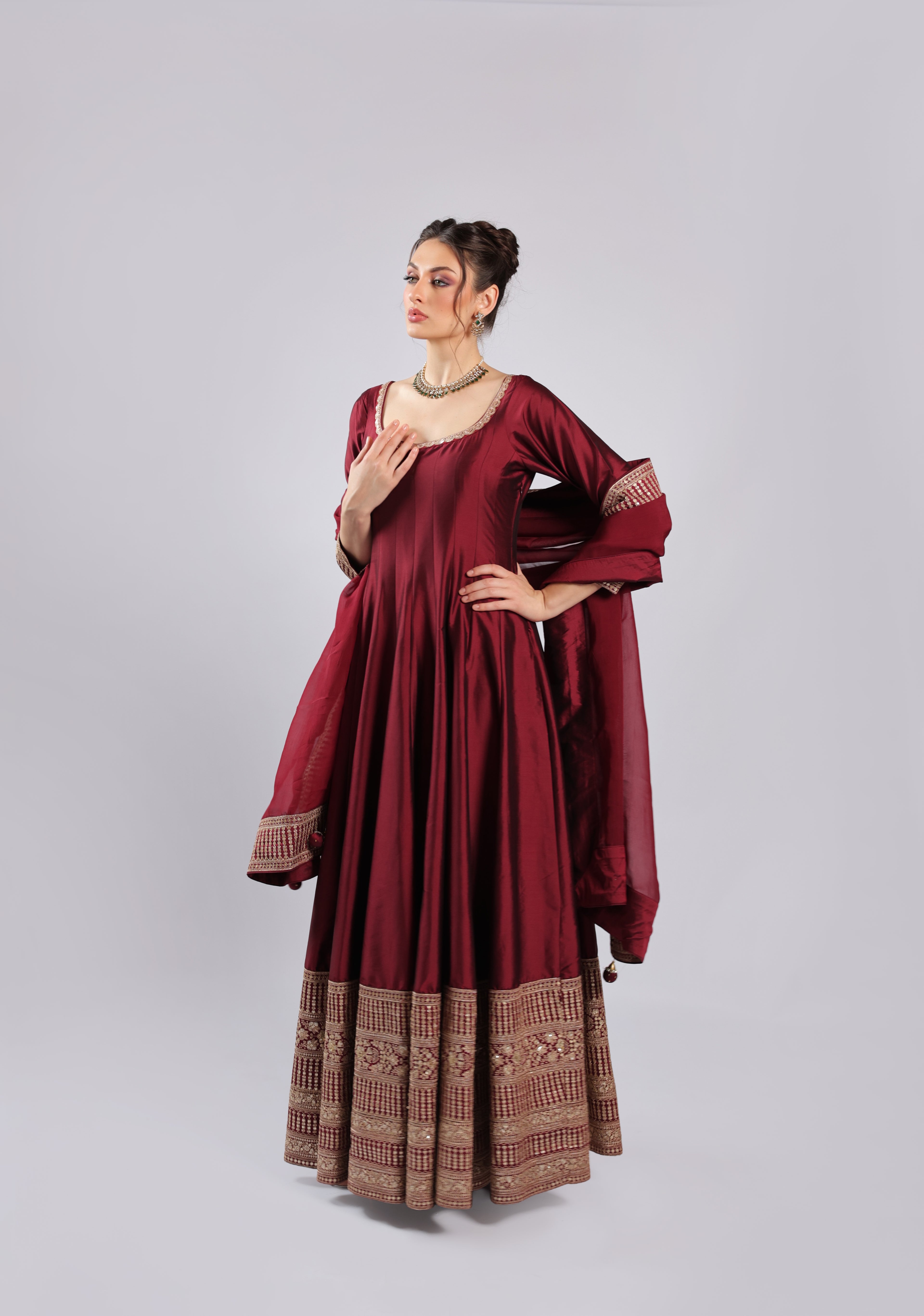 Mahroon Tafta Silk Rm Suit